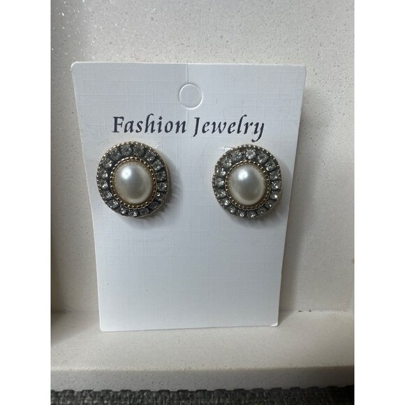 Vintage Style Faux Pearl & Rhinestone Stud Earrings Womens Fashion Jewelry - Picture 1 of 3